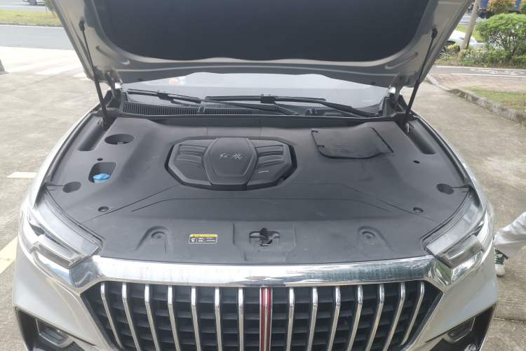 Used Hongqi HS5 2019 2.0T Smart Connect Flagship Edition Engine Bay