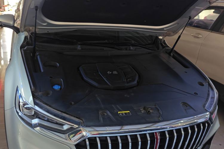 Used Hongqi HS5 2019 2.0T Smart Connect Flagship Edition Engine Bay