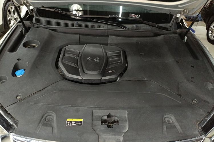 Used Hongqi HS5 2019 2.0T Smart Connect Flagship Edition Engine Bay