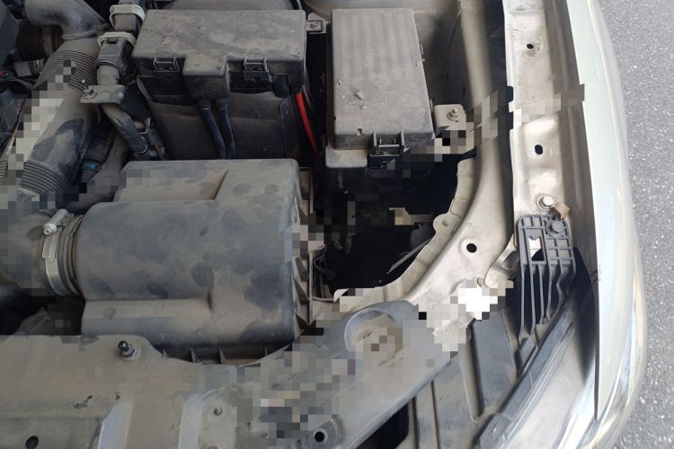 Used Hongqi HS5 2019 2.0T Smart Connect Flagship Edition Engine Bay Left