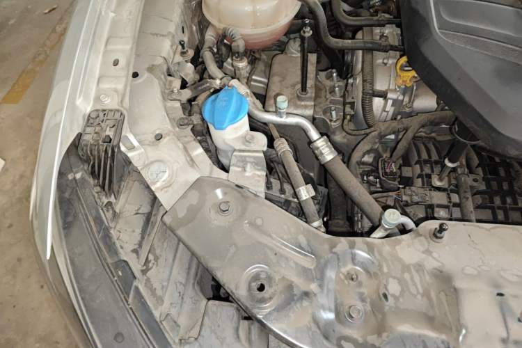 Used Hongqi HS5 2019 2.0T Smart Connect Flagship Edition Engine Bay Right