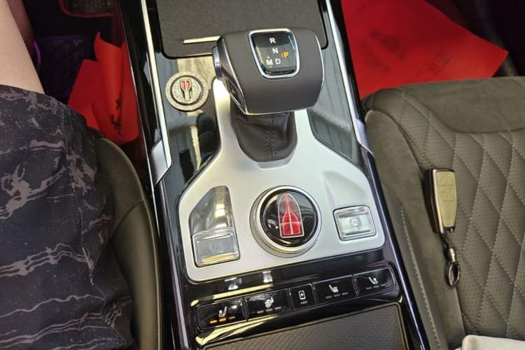 Used Hongqi HS5 2019 2.0T Smart Connect Flagship Edition Gear Lever