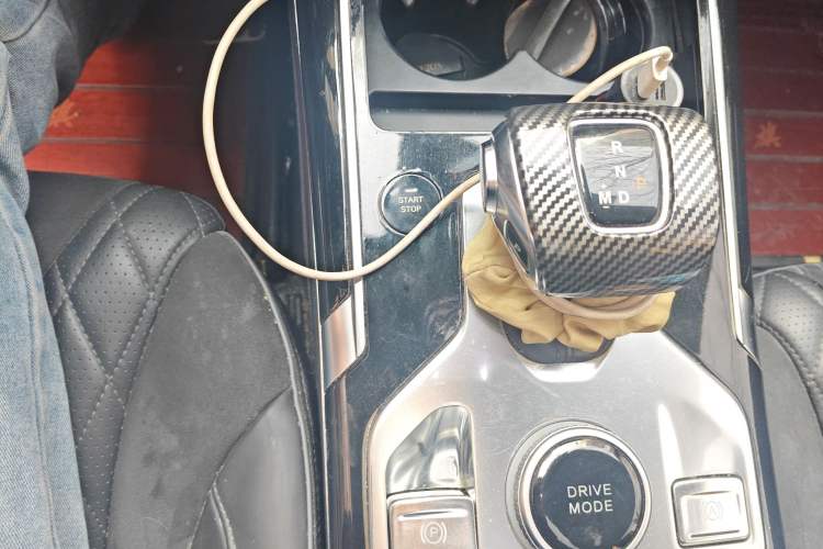 Used Hongqi HS5 2019 2.0T Smart Connect Flagship Edition Gear Lever