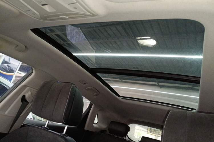 Used Hongqi HS5 2019 2.0T Smart Connect Flagship Edition Headliner