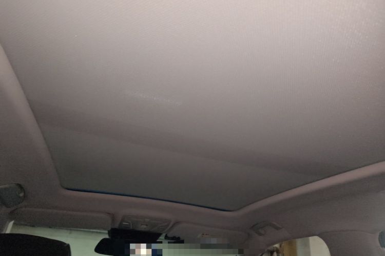 Used Hongqi HS5 2019 2.0T Smart Connect Flagship All-Wheel-Drive Version Headliner