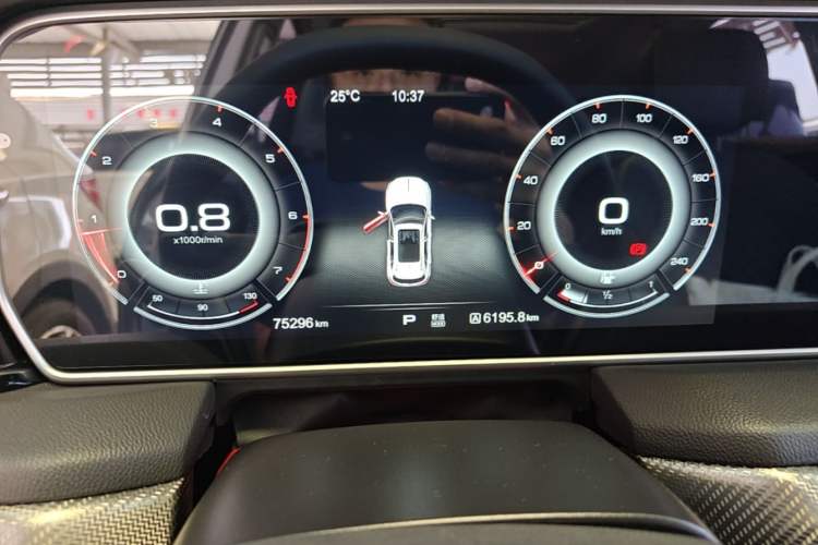 Used Hongqi HS5 2019 2.0T Smart Connect Flagship Edition Instrument Cluster