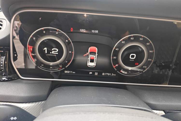 Used Hongqi HS5 2019 2.0T Smart Connect Flagship Edition Instrument Cluster