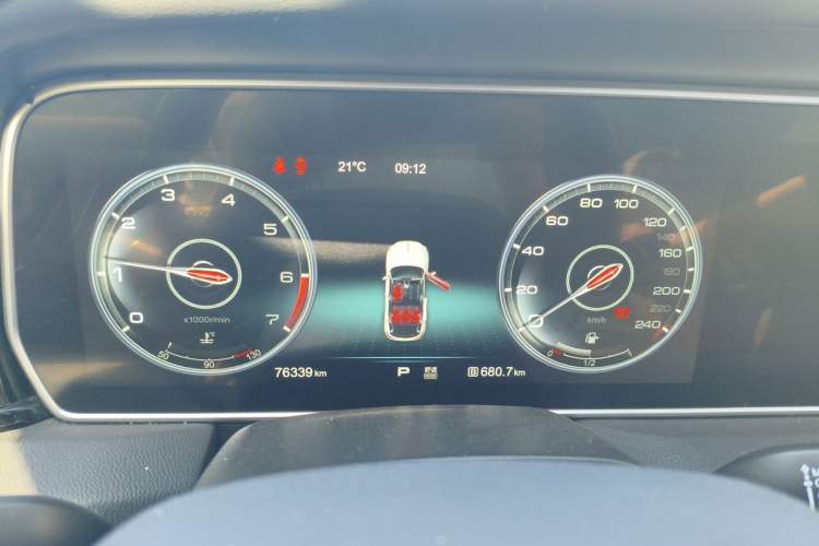 Used Hongqi HS5 2019 2.0T Smart Connect Flagship All-Wheel-Drive Version Instrument Cluster