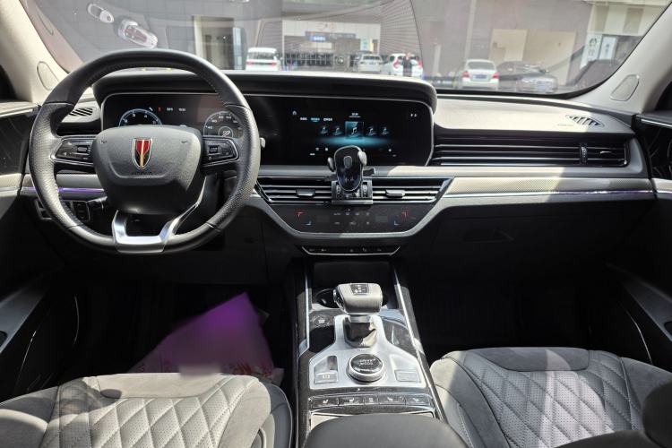 Used Hongqi HS5 2019 2.0T Smart Connect Flagship All-Wheel-Drive Version Interior 2