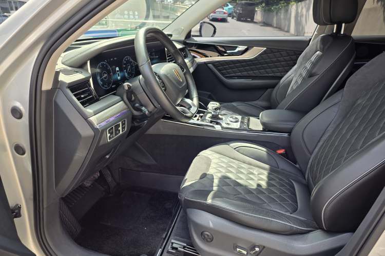 Used Hongqi HS5 2019 2.0T Smart Connect Flagship All-Wheel-Drive Version Interior 3
