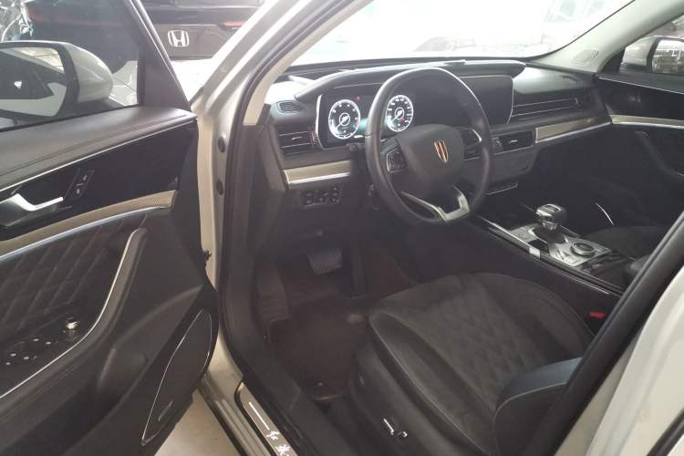Used Hongqi HS5 2019 2.0T Smart Connect Flagship Edition Interior 3
