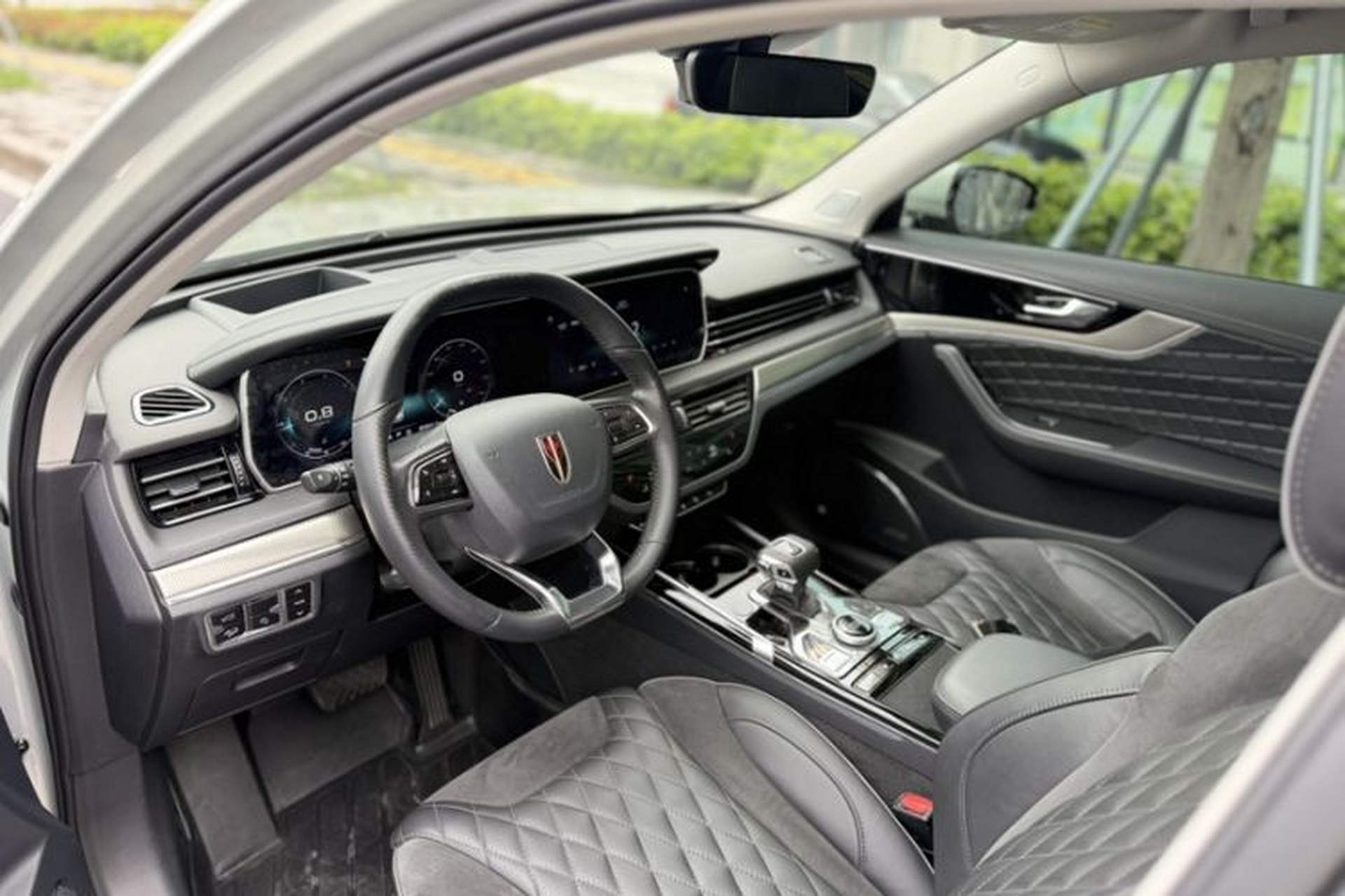 Used Hongqi HS5 2019 2.0T Smart Connect Flagship All-Wheel-Drive Version Interior 4