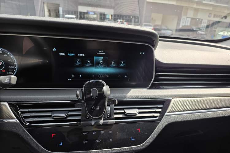 Used Hongqi HS5 2019 2.0T Smart Connect Flagship All-Wheel-Drive Version Interior 5
