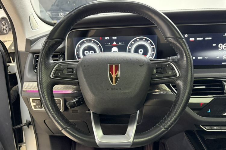 Used Hongqi HS5 2019 2.0T Smart Connect Flagship Edition Interior 6