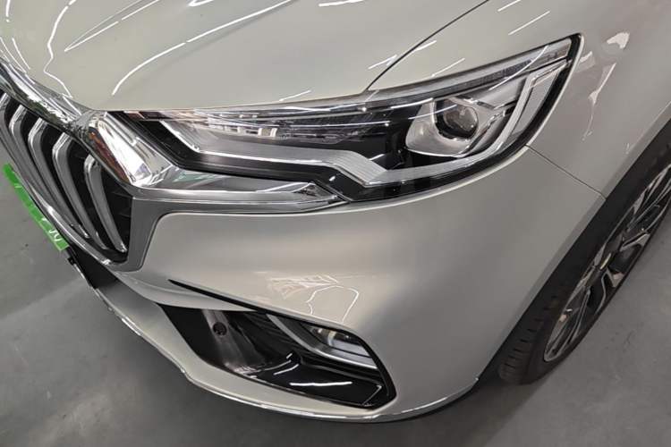 Used Hongqi HS5 2019 2.0T Smart Connect Flagship All-Wheel-Drive Version Left Front Headlight