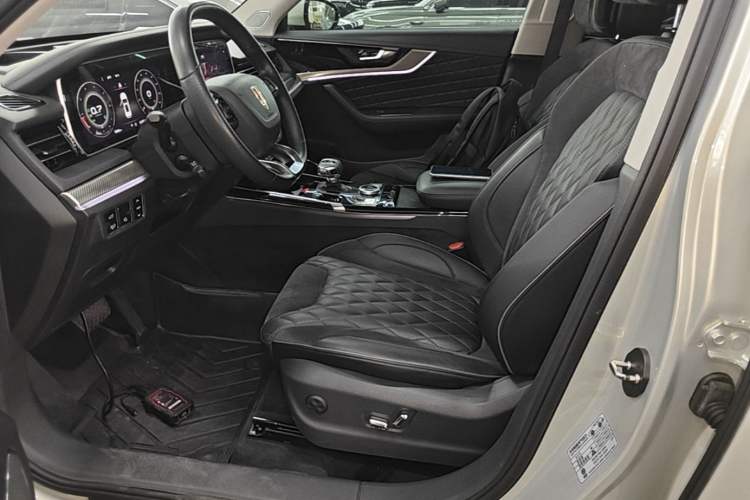 Used Hongqi HS5 2019 2.0T Smart Connect Flagship All-Wheel-Drive Version Left Front Seat