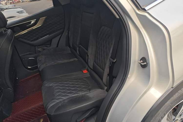 Used Hongqi HS5 2019 2.0T Smart Connect Flagship Edition Left Rear Seat