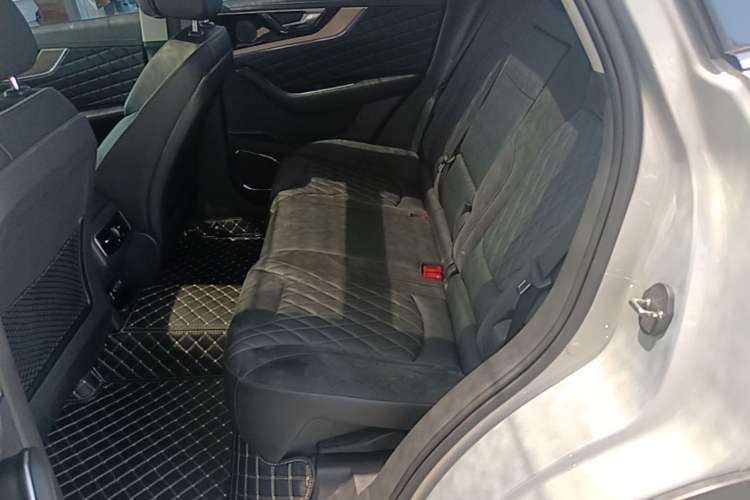 Used Hongqi HS5 2019 2.0T Smart Connect Flagship Edition Left Rear Seat