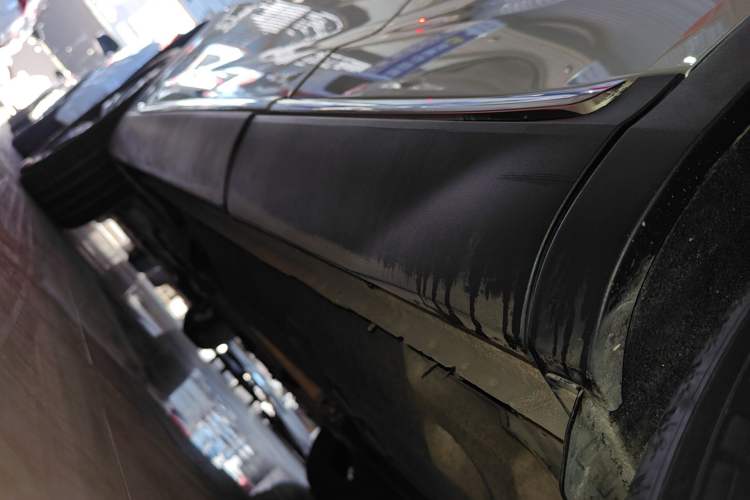 Used Hongqi HS5 2019 2.0T Smart Connect Flagship Edition Left Side Sill