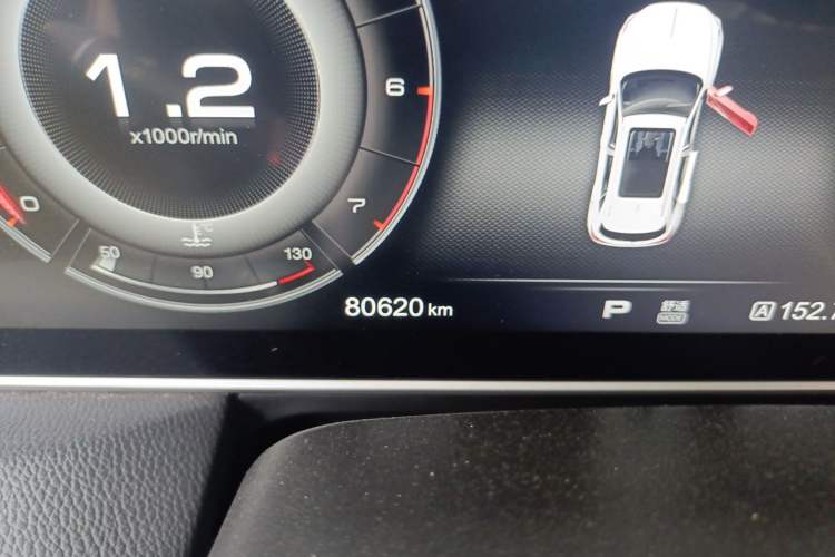 Used Hongqi HS5 2019 2.0T Smart Connect Flagship Edition Odometer Close Up