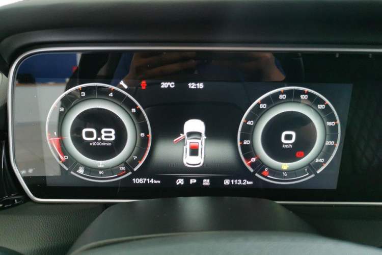 Used Hongqi HS5 2019 2.0T Smart Connect Flagship All-Wheel-Drive Version Odometer Close Up