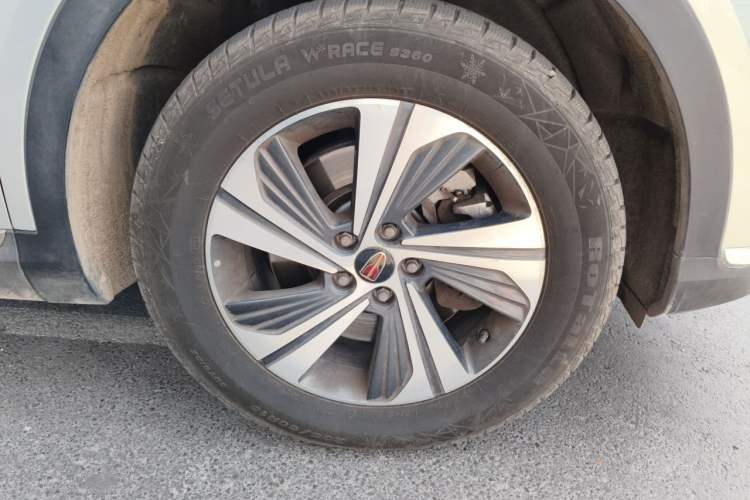 Used Hongqi HS5 2019 2.0T Smart Connect Flagship Edition Right Front Wheel Hub