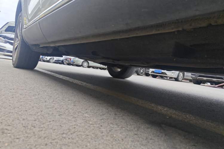 Used Hongqi HS5 2019 2.0T Smart Connect Flagship Edition Right Side Sill