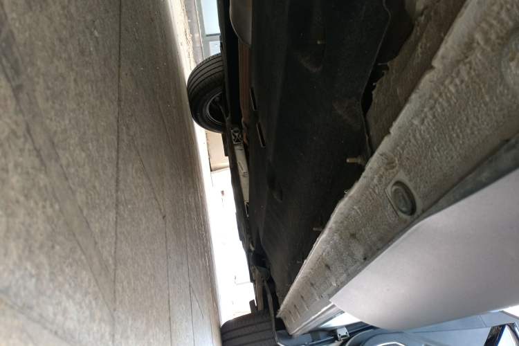 Used Hongqi HS5 2019 2.0T Smart Connect Flagship Edition Right Side Sill
