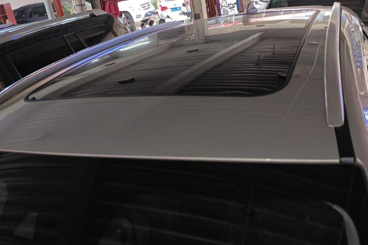 Used Hongqi HS5 2019 2.0T Smart Connect Flagship Edition Roof
