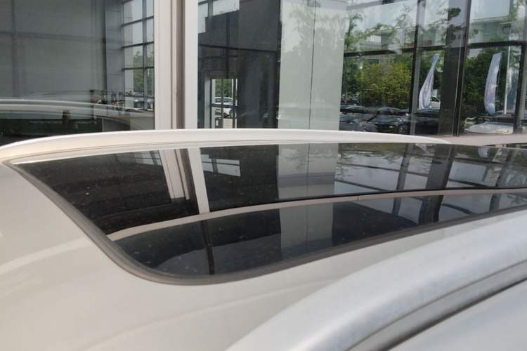 Used Hongqi HS5 2019 2.0T Smart Connect Flagship Edition Roof