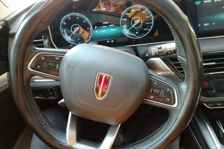 Used Hongqi HS5 2019 2.0T Smart Connect Flagship All-Wheel-Drive Version Steering Wheel