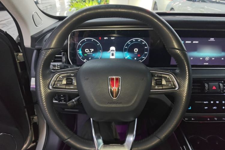 Used Hongqi HS5 2019 2.0T Smart Connect Flagship All-Wheel-Drive Version Steering Wheel