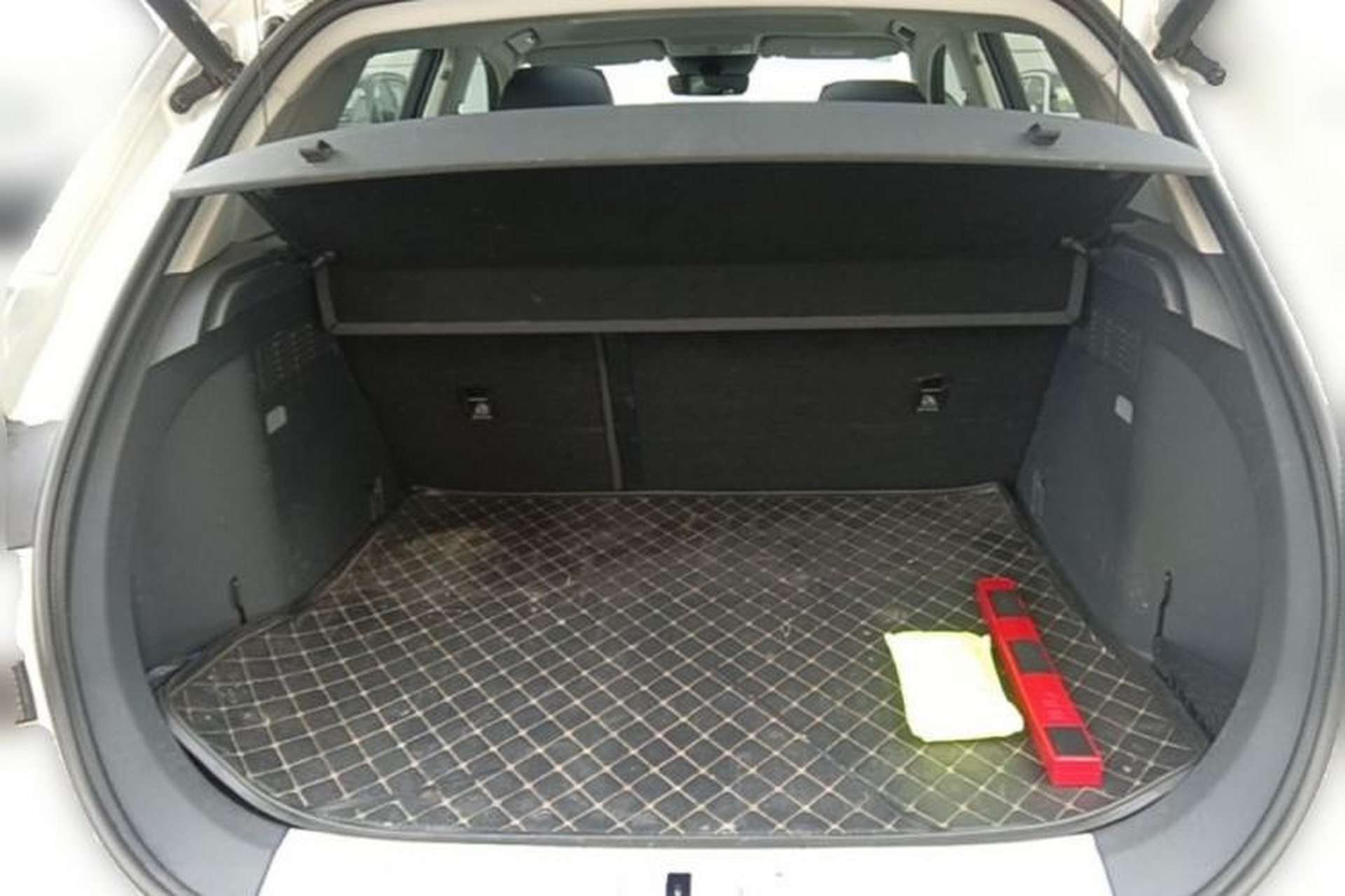 Used Hongqi HS5 2019 2.0T Smart Connect Flagship Edition Trunk