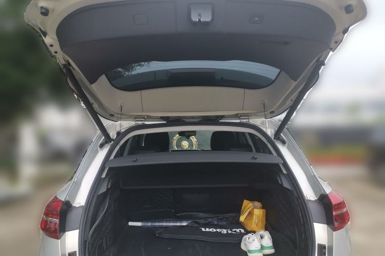 Used Hongqi HS5 2019 2.0T Smart Connect Flagship Edition Trunk