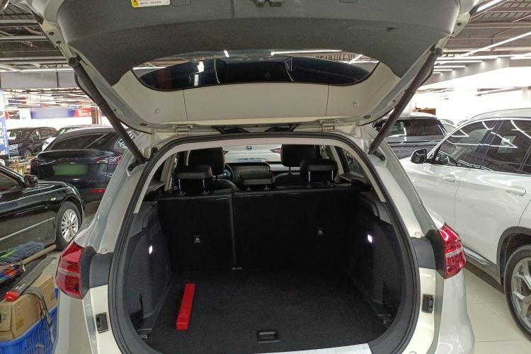 Used Hongqi HS5 2019 2.0T Smart Connect Flagship Edition Trunk