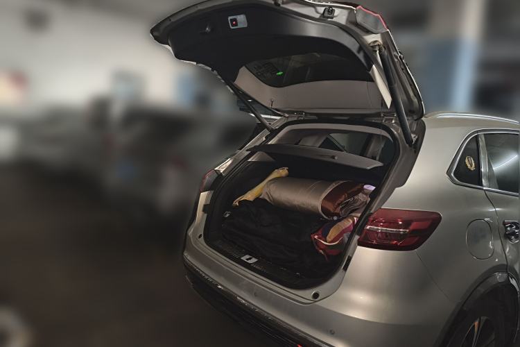 Used Hongqi HS5 2019 2.0T Smart Connect Flagship Edition Trunk