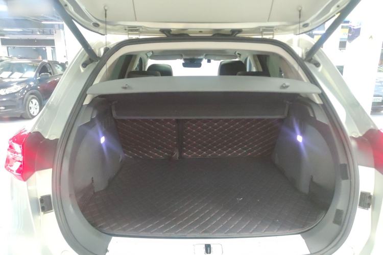 Used Hongqi HS5 2019 2.0T Smart Connect Flagship All-Wheel-Drive Version Trunk