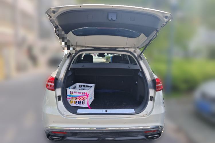 Used Hongqi HS5 2019 2.0T Smart Connect Flagship Edition Trunk