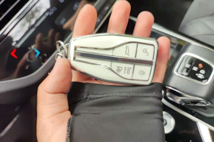 Used Hongqi HS5 2019 2.0T Smart Connect Flagship All-Wheel-Drive Version Vehicle Key