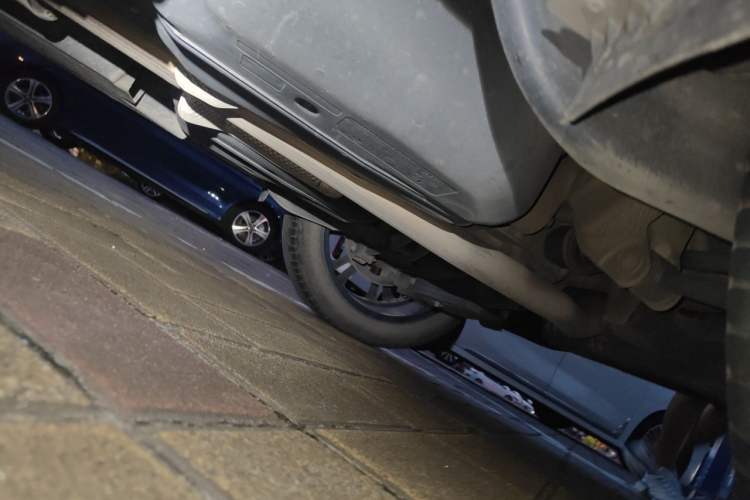 Used Hongqi HS5 2019 2.0T Smart Connect Flagship All-Wheel-Drive Version Chassis Rear Left