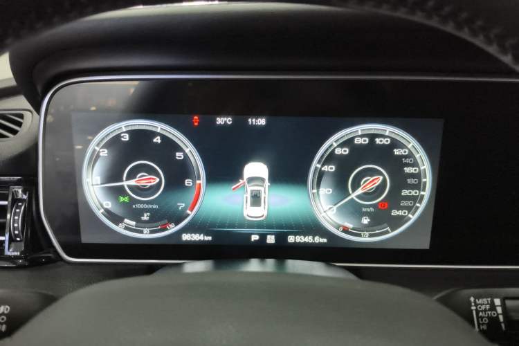 Used Hongqi HS5 2019 2.0T Smart Connect Flagship Edition Instrument Cluster