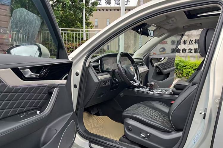 Used Hongqi HS5 2019 2.0T Smart Connect Flagship Edition Interior 4