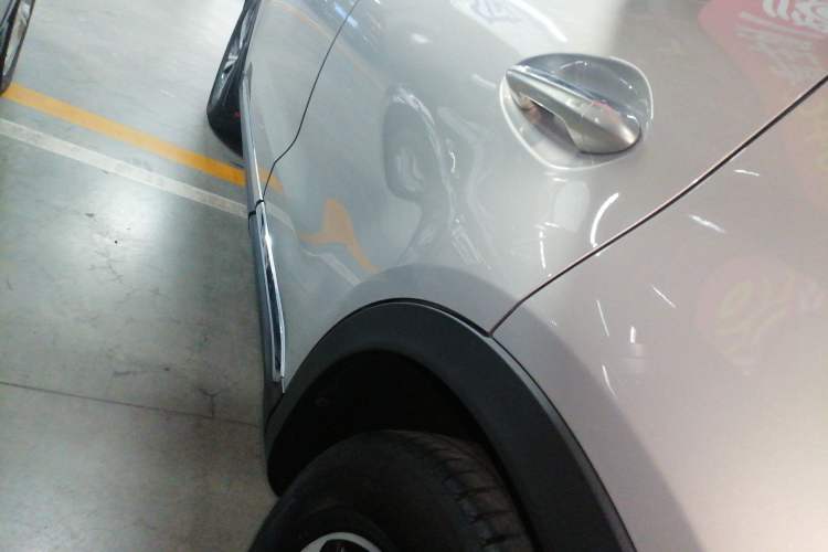 Used Hongqi HS5 2019 2.0T Smart Connect Flagship Edition Left Side Sill