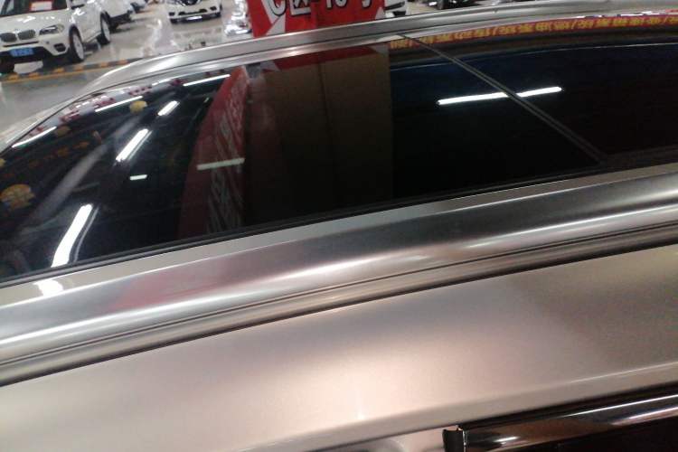 Used Hongqi HS5 2019 2.0T Smart Connect Flagship Edition Roof