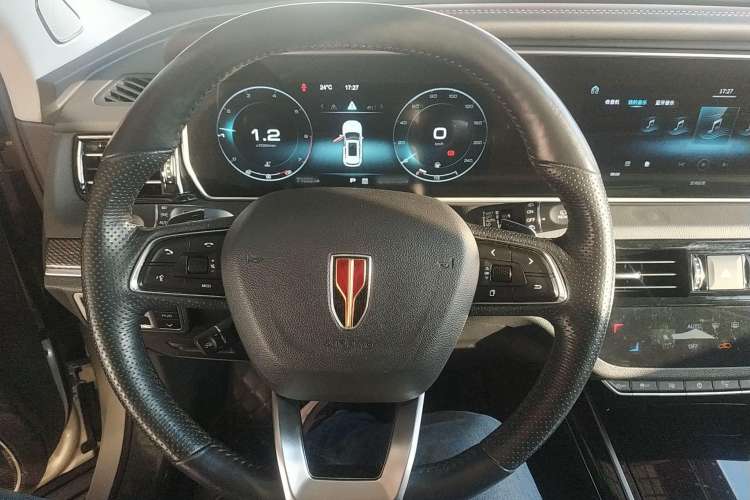 Used Hongqi HS5 2019 2.0T Smart Connect Flagship All-Wheel-Drive Version Steering Wheel