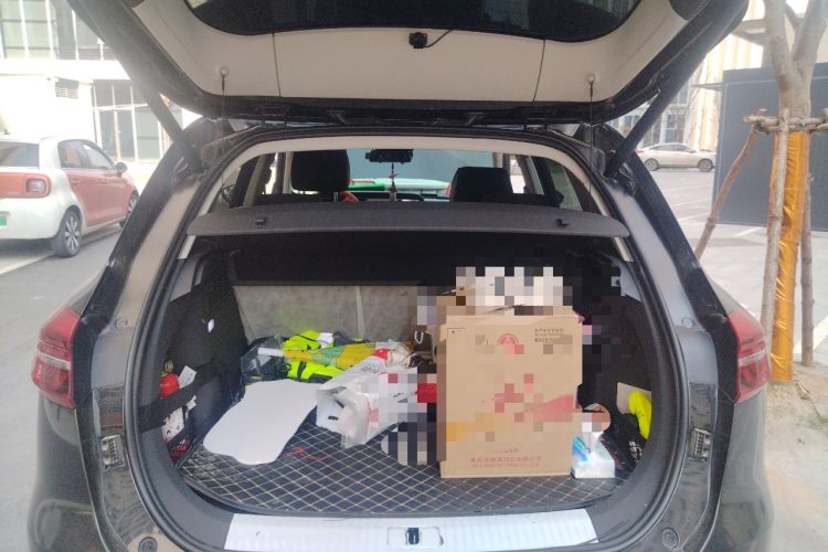 Used Hongqi HS5 2019 2.0T Smart Connect Flagship All-Wheel-Drive Version Trunk
