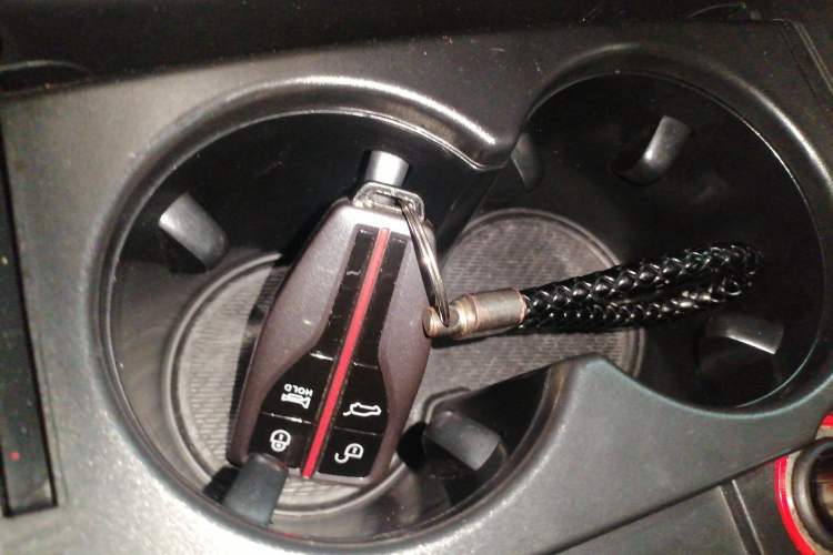 Used Hongqi HS5 2019 2.0T Smart Connect Flagship Edition Vehicle Key