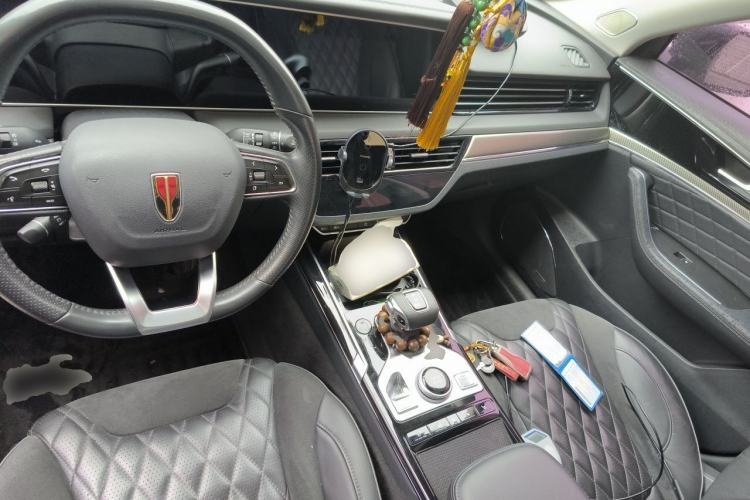 Used Hongqi HS5 2019 2.0T Smart Connect Flagship Edition Center Console