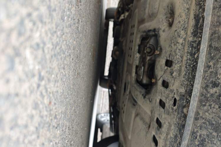 Used Hongqi HS5 2019 2.0T Smart Connect Flagship All-Wheel-Drive Version Chassis Front