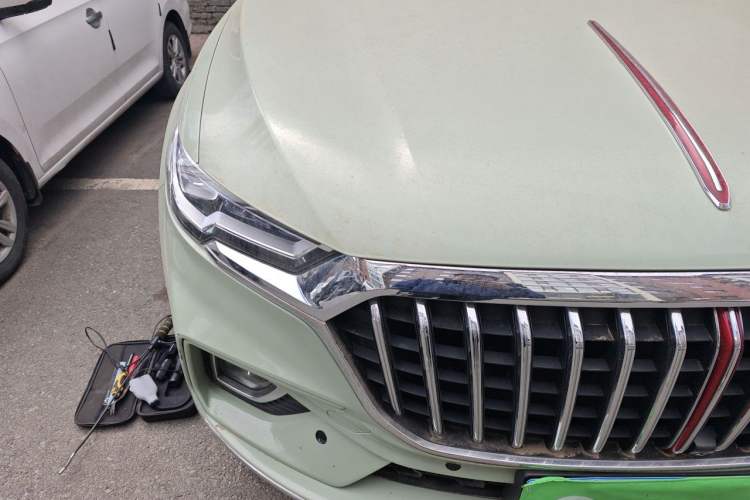 Used Hongqi HS5 2019 2.0T Smart Connect Flagship All-Wheel-Drive Version Right Front Headlight